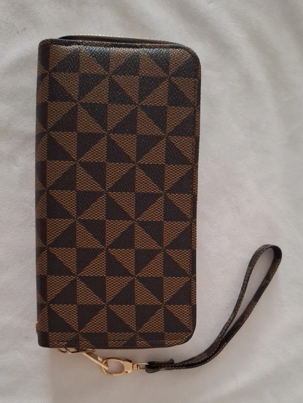 Brown Geometric Zip Wallet Wristlet